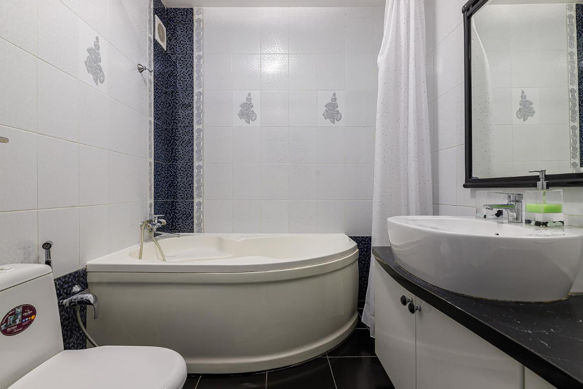 Naukova Street Appartamento Lviv Ngoại thất bức ảnh